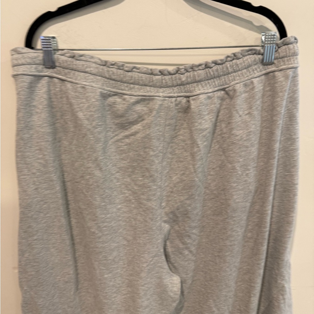 aerie Light Gray sweatpants - Picture 5 of 7